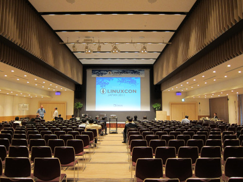 linuxcon-japan-jun-1-2011-no3_5789413112_o.jpg