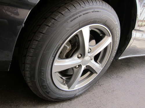 new-tire-2_7096205339_o.jpg