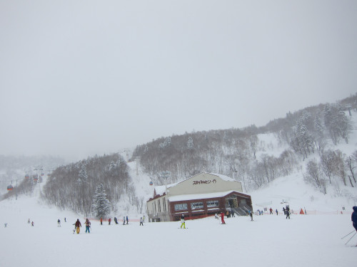 ski-in-kokusai-january-22012-9_6618547211_o.jpg
